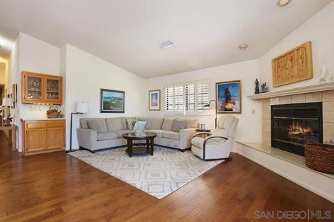 951 Crescent Bnd, Fallbrook, CA 92028 photo 5