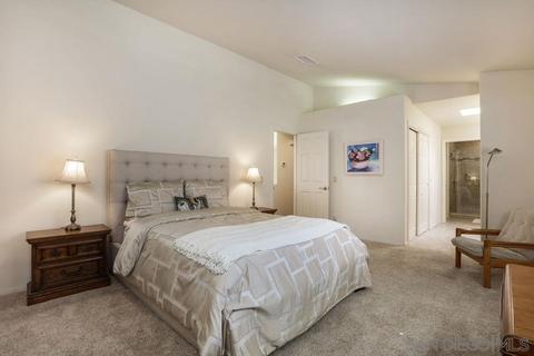 951 Crescent Bnd, Fallbrook, CA 92028 photo 20