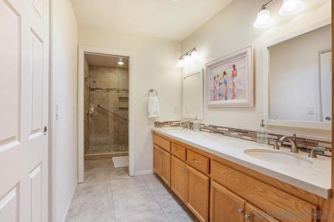 951 Crescent Bnd, Fallbrook, CA 92028 photo 22