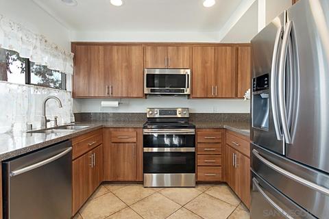 2000 S Escondido Blvd #14, Escondido, CA 92025 photo 14