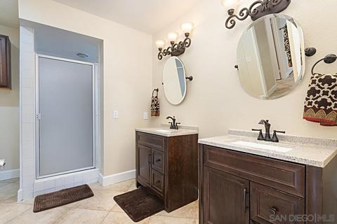 2000 S Escondido Blvd #14, Escondido, CA 92025 photo 22