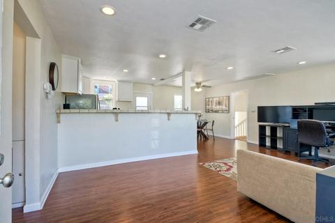 5080 Pine St, La Mesa, CA 91942 photo 9