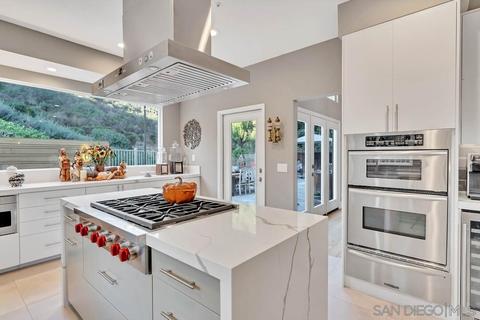 2214 View Crest Gln, Escondido, CA 92026 photo 9
