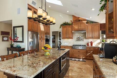 12655 Treehilll Pl, Poway, CA 92064 photo 9