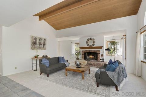 10081 Sierra Madre Rd, Spring Valley, CA 91977 photo 2