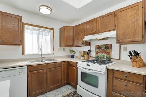 10081 Sierra Madre Rd, Spring Valley, CA 91977 photo 14