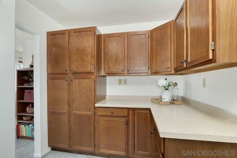 10081 Sierra Madre Rd, Spring Valley, CA 91977 photo 17