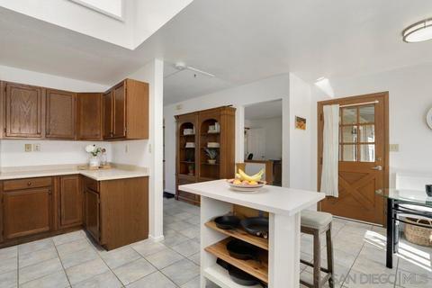 10081 Sierra Madre Rd, Spring Valley, CA 91977 photo 16