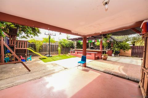 1113 E Rustic Rd, Escondido, CA 92025 photo 16