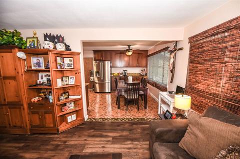 1113 E Rustic Rd, Escondido, CA 92025 photo 3