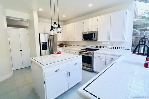 4923 Composition Ct, Oceanside, CA 92057 photo 12