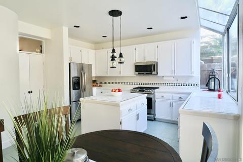 4923 Composition Ct, Oceanside, CA 92057 photo 13