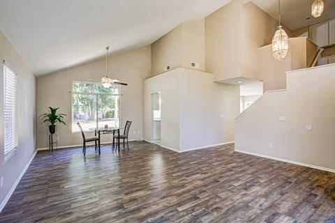 30558 Sierra Madre Dr, Temecula, CA 92591 photo 2
