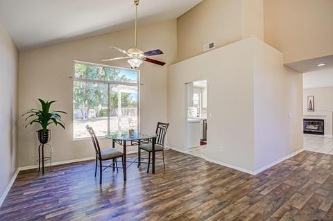 30558 Sierra Madre Dr, Temecula, CA 92591 photo 3
