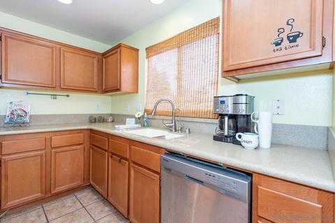 1350 Fieldbrook St, Chula Vista, CA 91913 photo 7