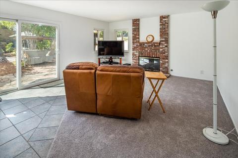 1851 Lotus Ct, Carlsbad, CA 92011 photo 21