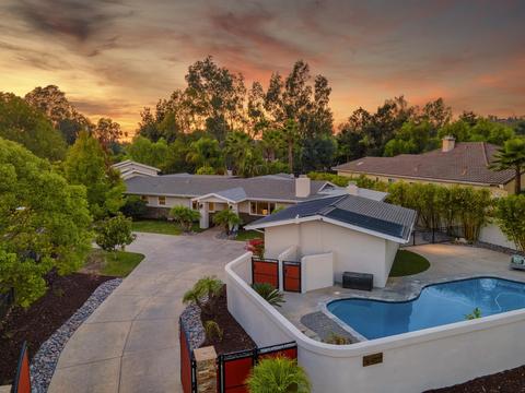 16772 Martincoit Rd, Poway, CA 92064 photo 2