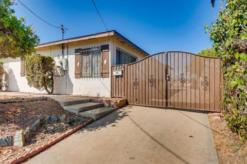 327 L St, Chula Vista, CA 91911 photo 3
