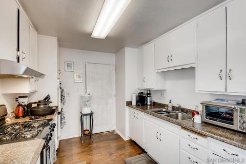 327 L St, Chula Vista, CA 91911 photo 9