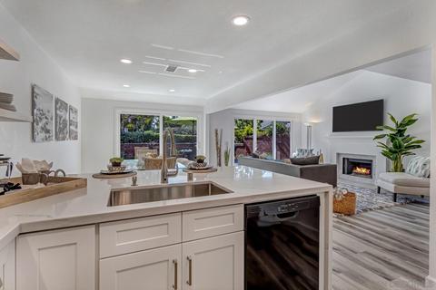 865 Heather Way, Carlsbad, CA 92011 photo 8