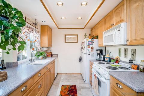 10756 Valor Pl, Santee, CA 92071 photo 9