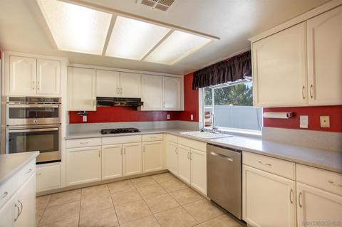 43880 Butternut Dr, Temecula, CA 92592 photo 5
