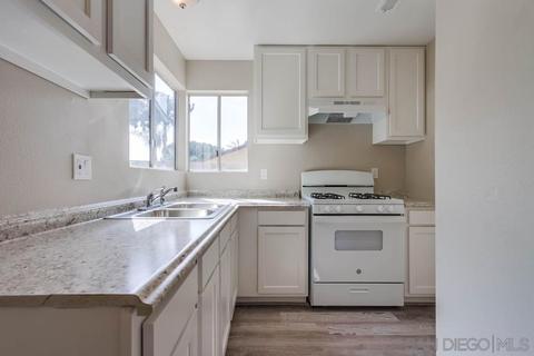 1532 Peacock Blvd, Oceanside, CA 92056 photo 11