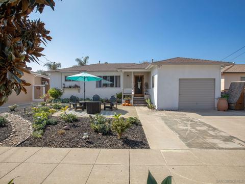 1425 Marshall St, Oceanside, CA 92054 photo 2