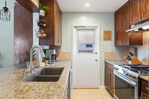 1425 Marshall St, Oceanside, CA 92054 photo 6