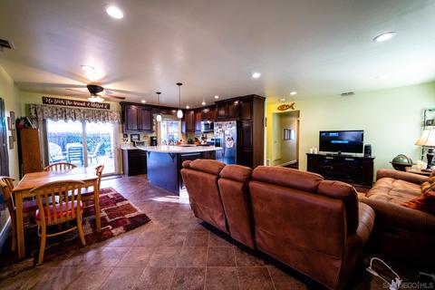13136 Chrissy Way, Lakeside, CA 92040 photo 5