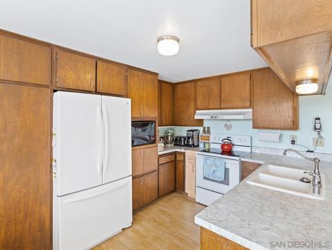 2131 Lee Ave, Escondido, CA 92027 photo 16