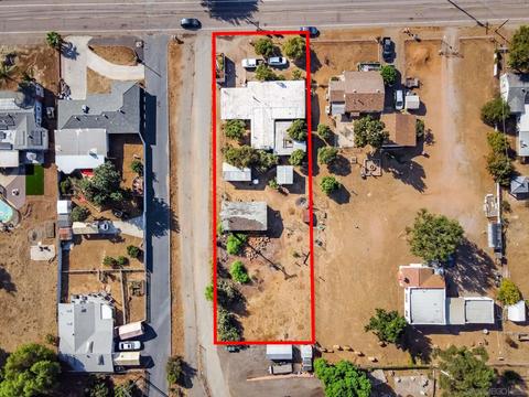 9045 Emerald Grove Way, Lakeside, CA 92040 photo 3