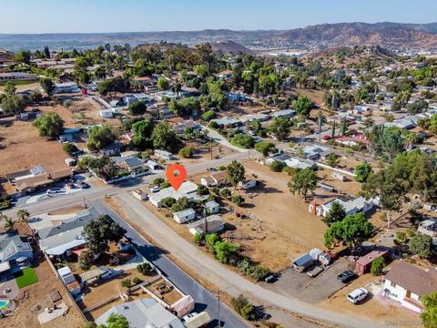 9045 Emerald Grove Way, Lakeside, CA 92040 photo 5