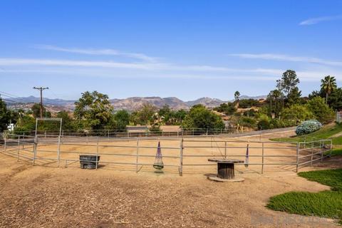 12362 Sherann Dr, Lakeside, CA 92040 photo 4