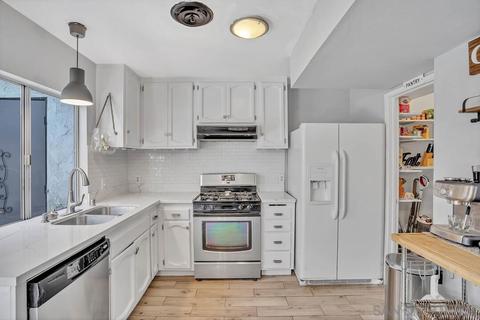 9401 Carlton Oaks Dr #C, Santee, CA 92071 photo 8