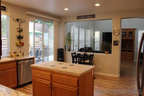 260 Manzanilla Way, Oceanside, CA 92057 photo 8