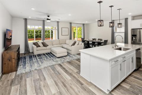 9538 Coolwater Way, Santee, CA 92071 photo 3