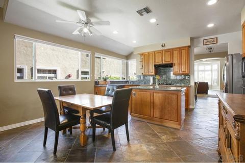 2204 View Crest Gln, Escondido, CA 92026 photo 6