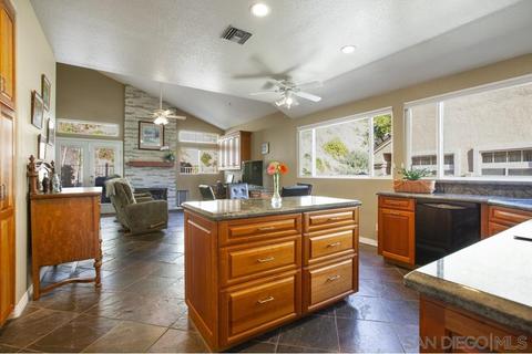 2204 View Crest Gln, Escondido, CA 92026 photo 9