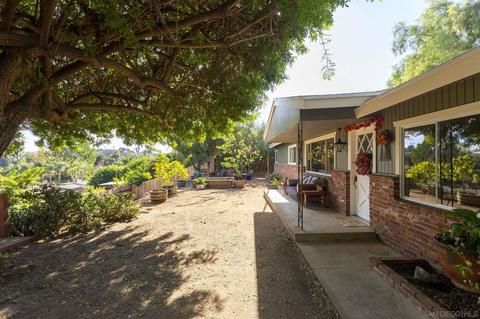 1855 Lisa Ter, El Cajon, CA 92021 photo 3