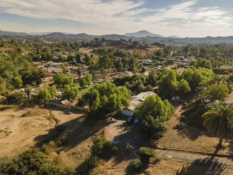 1855 Lisa Ter, El Cajon, CA 92021 photo 15