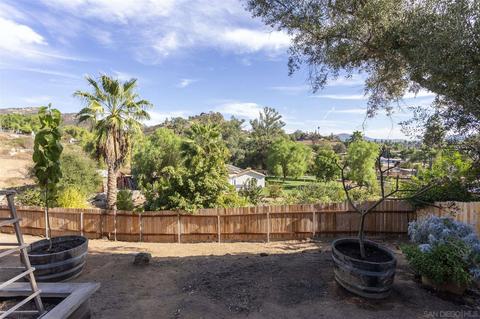 1855 Lisa Ter, El Cajon, CA 92021 photo 5