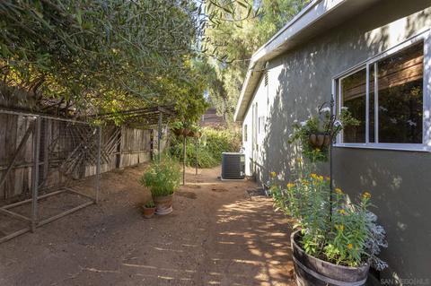 1855 Lisa Ter, El Cajon, CA 92021 photo 6