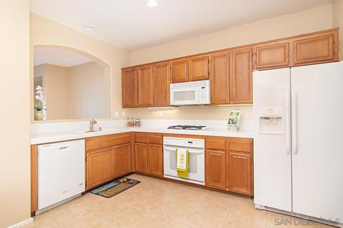 1395 Caminito Capistrano #4, Chula Vista, CA 91913 photo 10