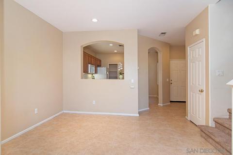1395 Caminito Capistrano #4, Chula Vista, CA 91913 photo 9