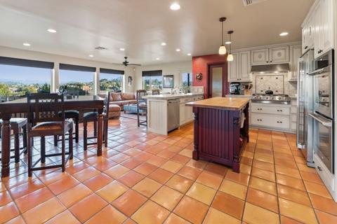 8565 Rockledge Rd, La Mesa, CA 91941 photo 12