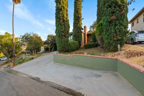 8565 Rockledge Rd, La Mesa, CA 91941 photo 33