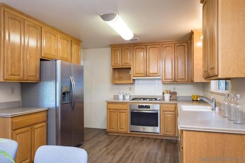8734 Vanguard Pl, Lakeside, CA 92040 photo 12