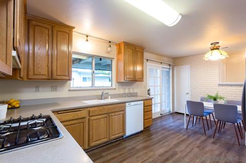 8734 Vanguard Pl, Lakeside, CA 92040 photo 13