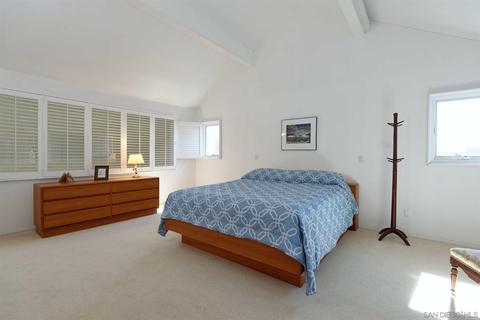 8536 Cliffridge, La Jolla, CA 92037 photo 16